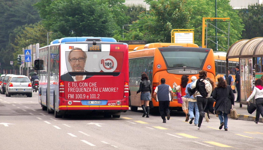 Pubblicità sugli autobus di Pisa